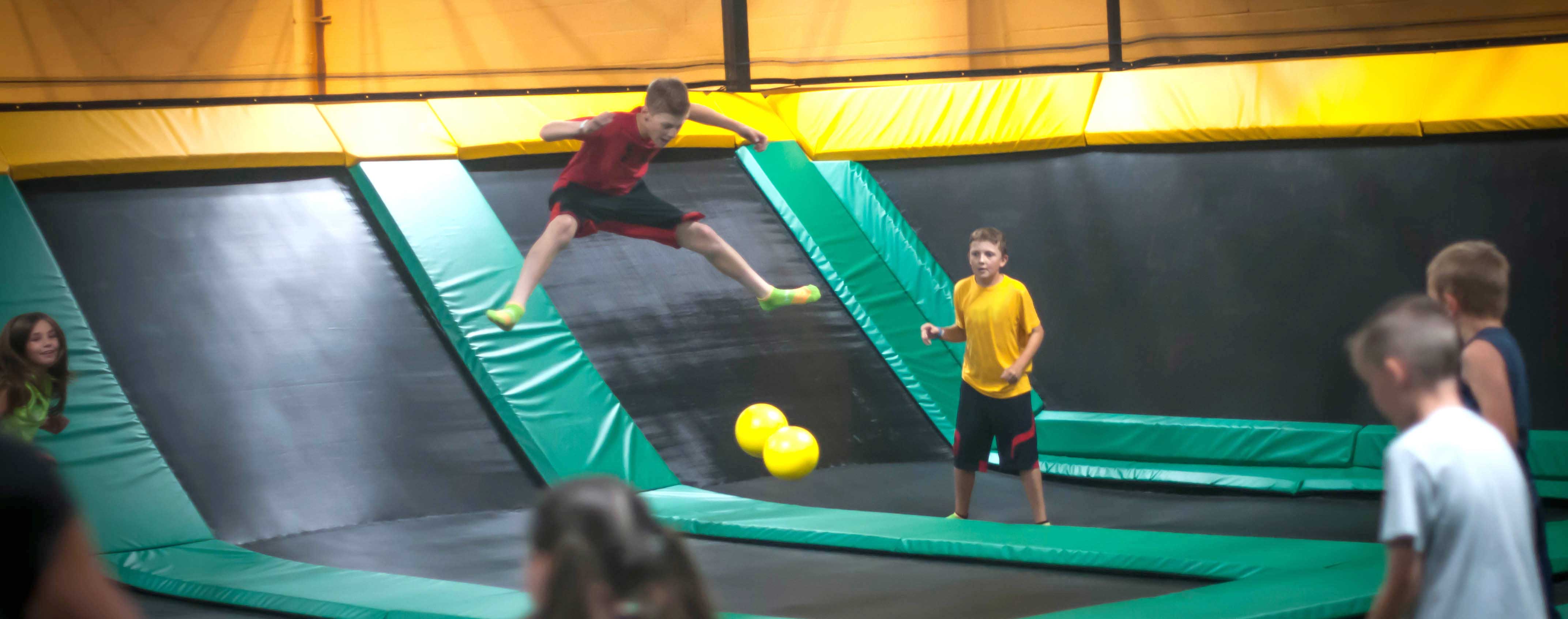 Rockin Jump Trampoline Park New Hartford Family Fun 